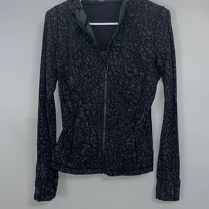 Lululemon hooded define